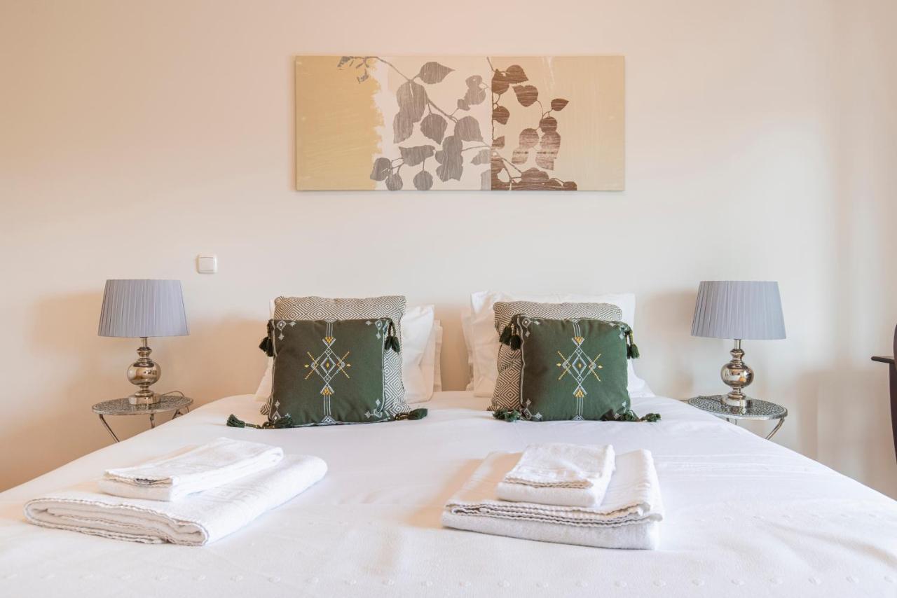 Fancy Apartment W/Metro At Doorstep By Lovelystay Lisbon Exterior photo
